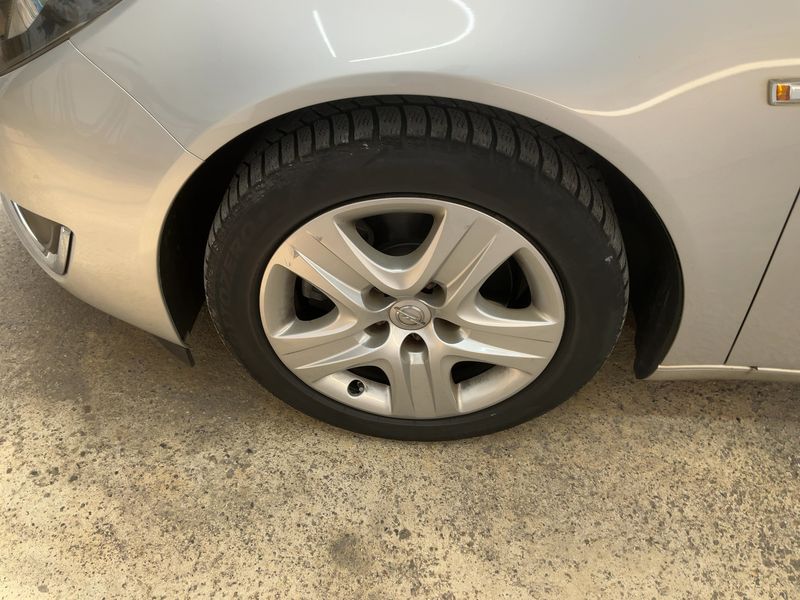 Opel Insignia Sports Tourer 2.0 CDTI Edition 2016 – снимка 3