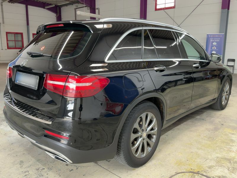 Mercedes-Benz GLC-Klasse GLC 250 d 4Matic AMG Line 2016 – снимка 8