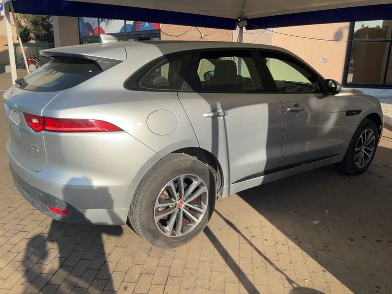 Jaguar F-Pace 20d R-Sport AWD 2016 – снимка 8