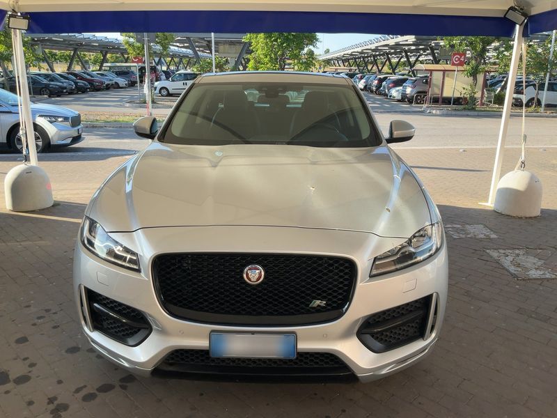Jaguar F-Pace 20d R-Sport AWD 2016 – снимка 14