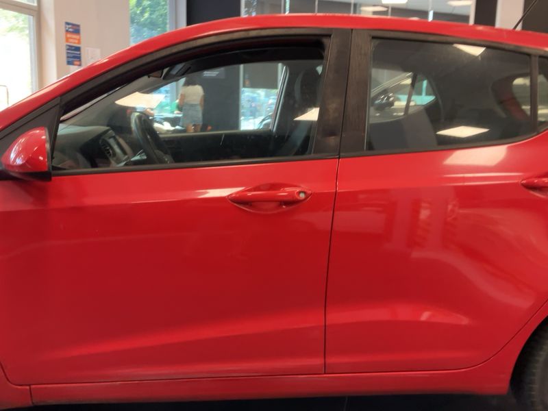Hyundai i10 1.0 Tech 2019 – снимка 4