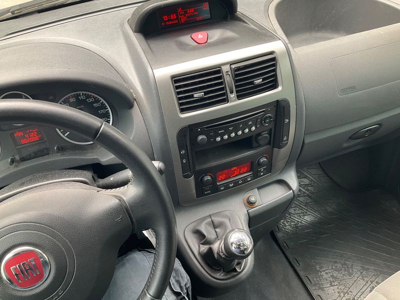 Fiat Scudo 2.0 JTDM Panorama Executive L2H1 130 Multijet 2015 – снимка 18