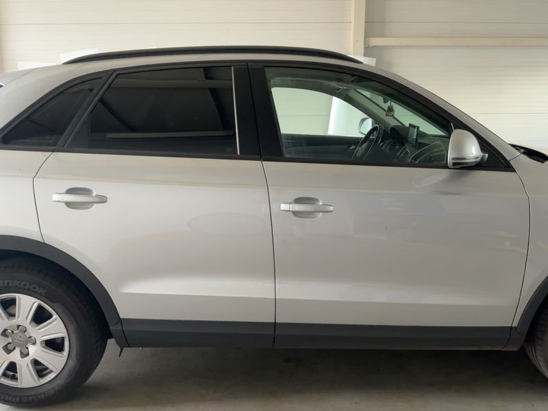 Audi Q3 2.0 TDI quattro 2013 – снимка 10