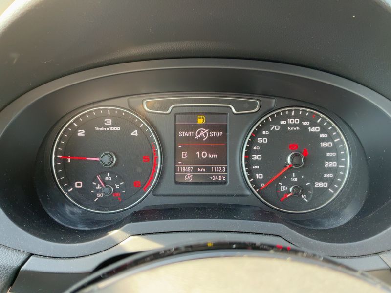 Audi Q3 2.0 TDI quattro 2013 – снимка 19