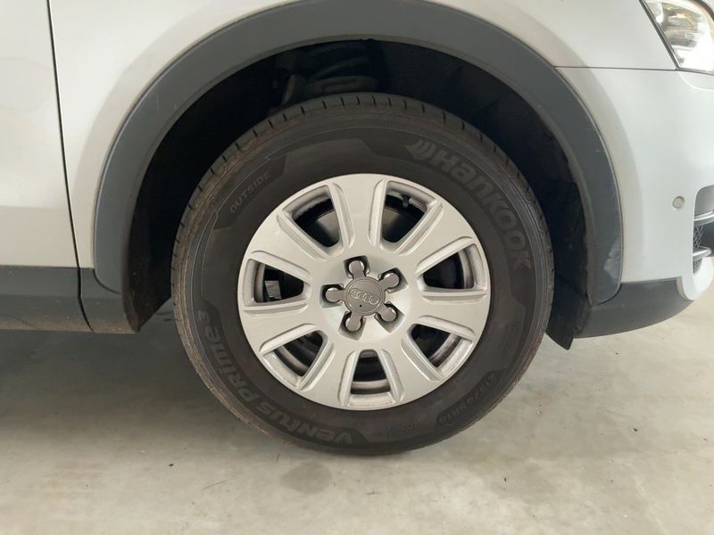 Audi Q3 2.0 TDI quattro 2013 – снимка 11