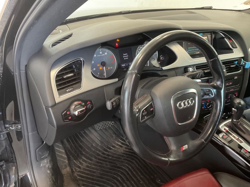 Audi S4 3.0 V6 TFSI quattro 2009 – снимка 31