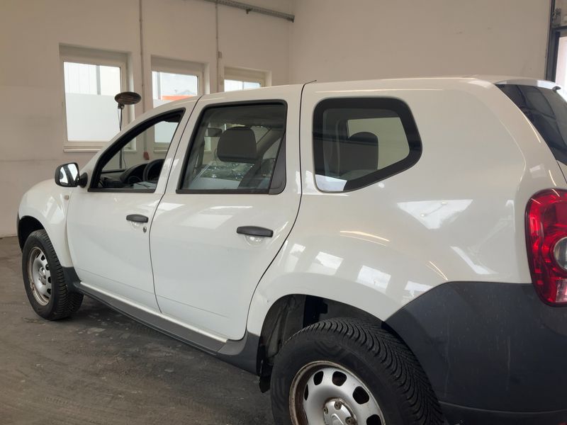 Dacia Duster 1.6 E85 4x2 2012 – снимка 6
