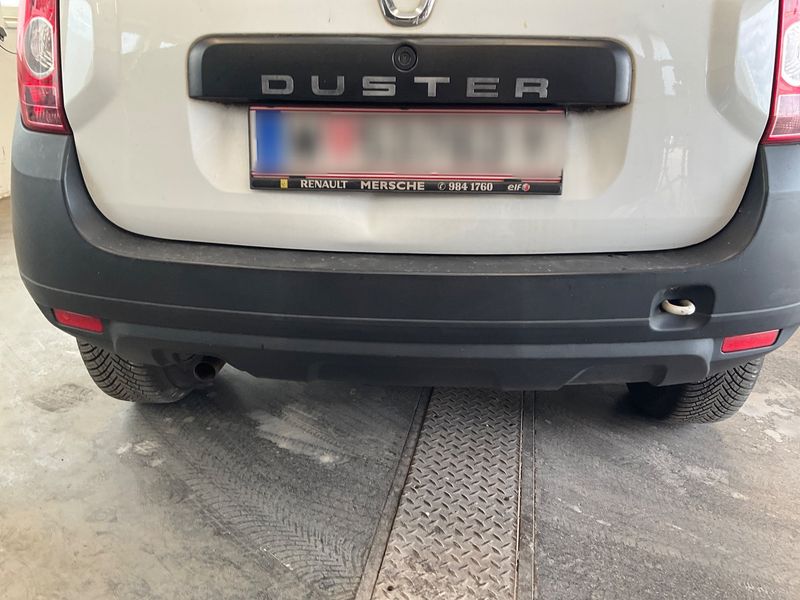 Dacia Duster 1.6 E85 4x2 2012 – снимка 38