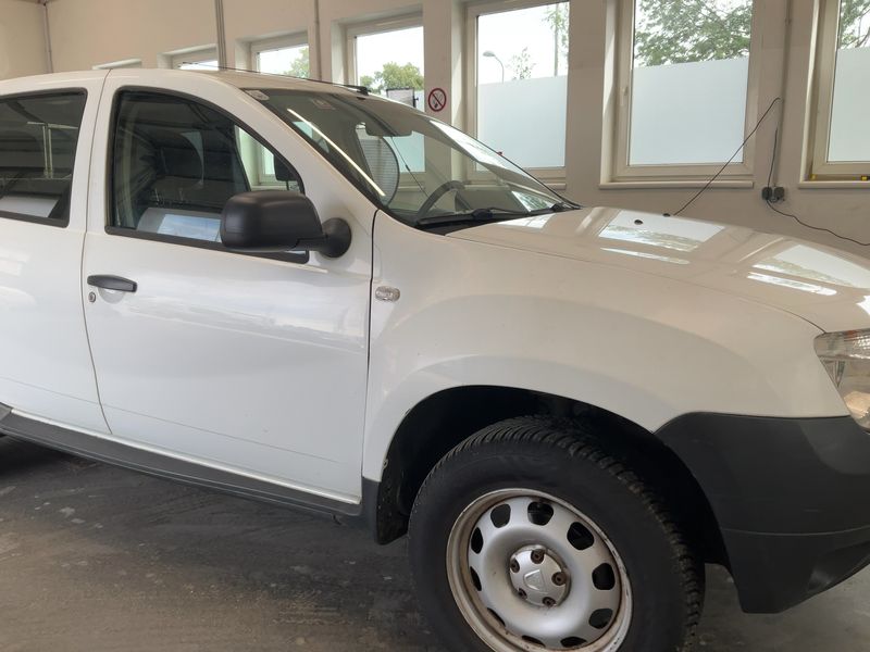 Dacia Duster 1.6 E85 4x2 2012 – снимка 12