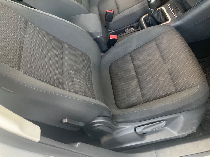 Volkswagen Tiguan 2.0 TDI Track & Field 4Motion 2012 – снимка 30