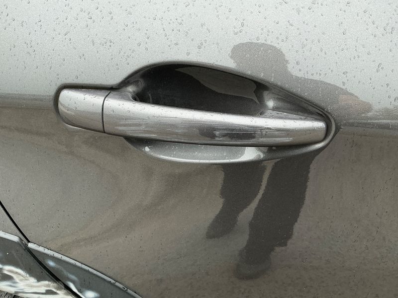 Peugeot 2008 1.2 PureTech Allure 2017 – снимка 25