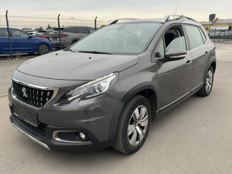 Peugeot 2008 1.2 PureTech Allure 2017 – снимка 1