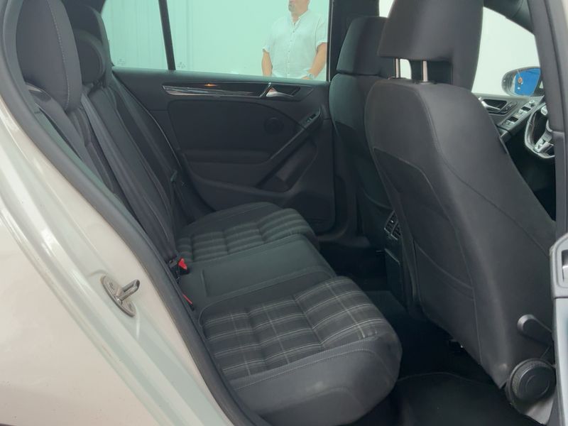 Volkswagen Golf VI 2.0 TDI GTD 2011 – снимка 19