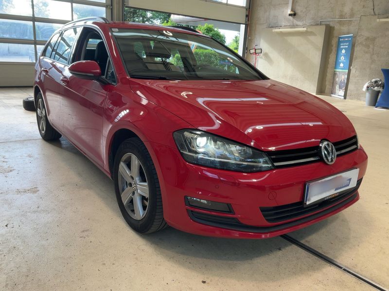 Volkswagen Golf VII 1.6 TDI Comfortline BlueMotion Tech 2015 – снимка 12