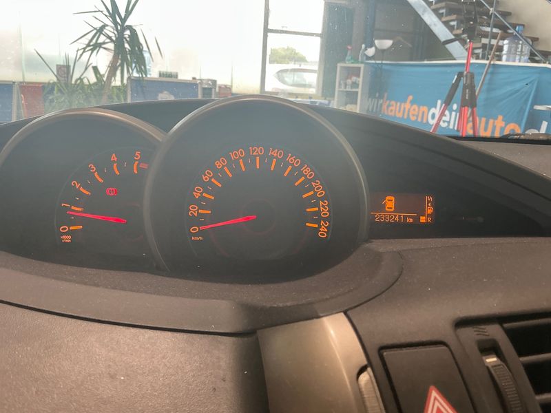 Toyota Verso 2.0 D-4D Life 2010 – снимка 4