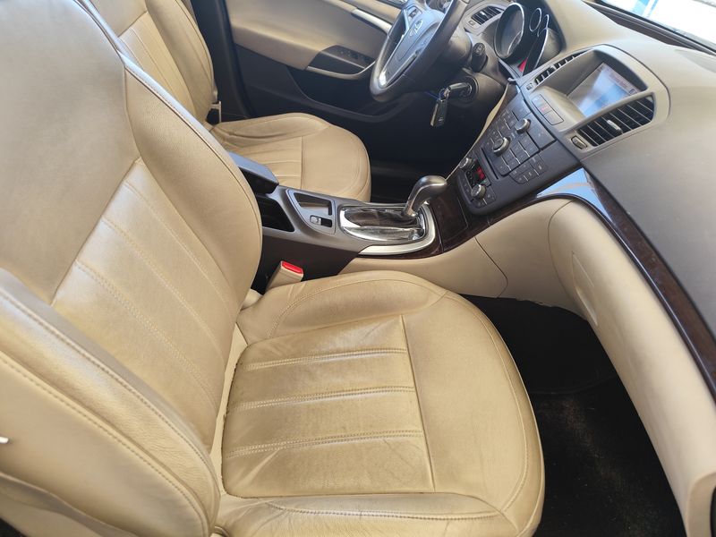 Opel Insignia 2.0 CDTI Cosmo 2011 – снимка 10