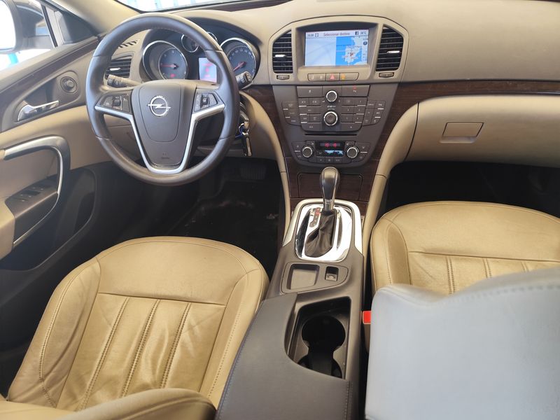 Opel Insignia 2.0 CDTI Cosmo 2011 – снимка 11