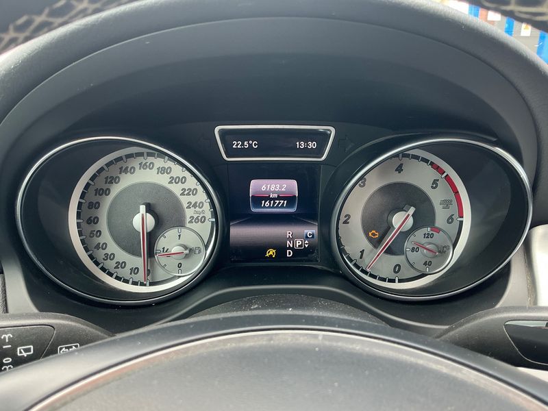 Mercedes-Benz GLA-Klasse GLA 200 d Score Urban 2016 – снимка 19