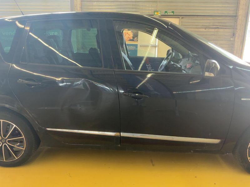 Renault Scenic 1.6 dCi Energy Bose 2014 – снимка 10