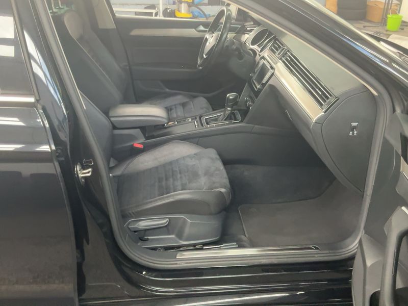 Volkswagen Passat 2.0 TDI Highline BlueMotion Tech 2016 – снимка 17