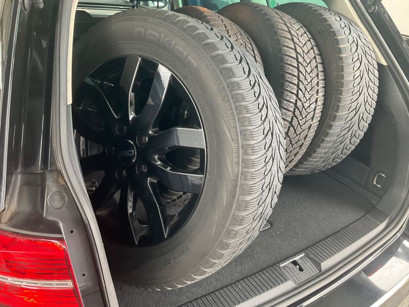 Volkswagen Passat 2.0 TDI Highline BlueMotion Tech 2016 – снимка 15