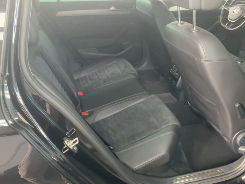 Volkswagen Passat 2.0 TDI Highline BlueMotion Tech 2016 – снимка 20