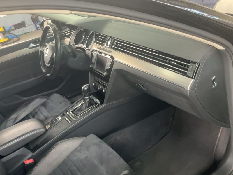Volkswagen Passat 2.0 TDI Highline BlueMotion Tech 2016 – снимка 18