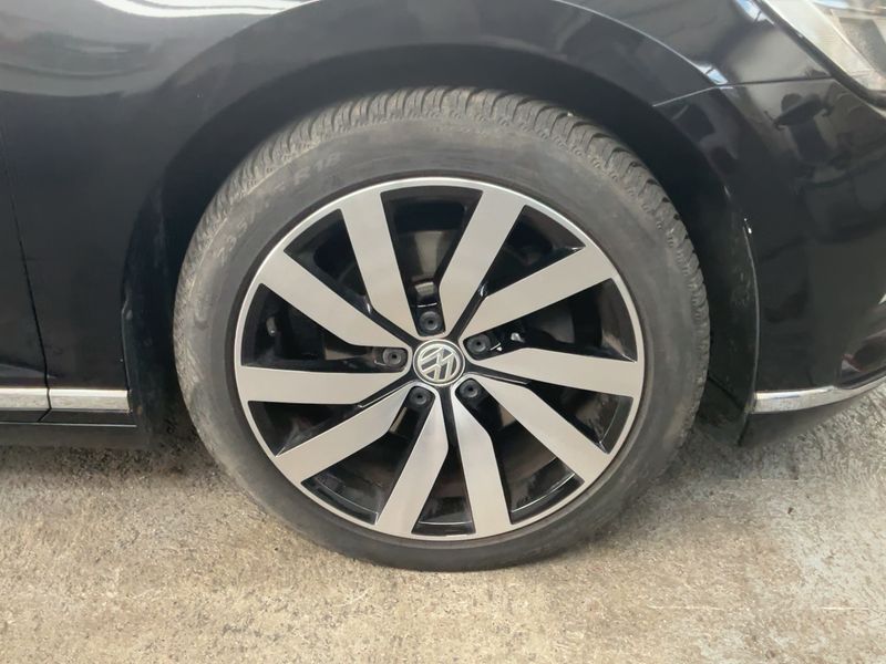 Volkswagen Passat 2.0 TDI Highline BlueMotion Tech 2016 – снимка 11