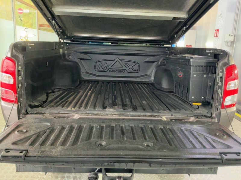 Mitsubishi L 200 2.4 DI-D Plus Doppelkabine 4WD 2017 – снимка 15