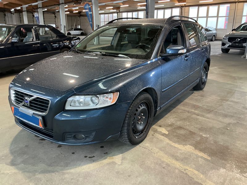 Volvo V50 1.8 F Momentum 2009 – снимка 1