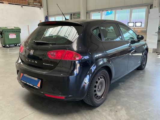 Seat Leon 1.2 TSI Style Copa Ecomotive 2011 – снимка 2