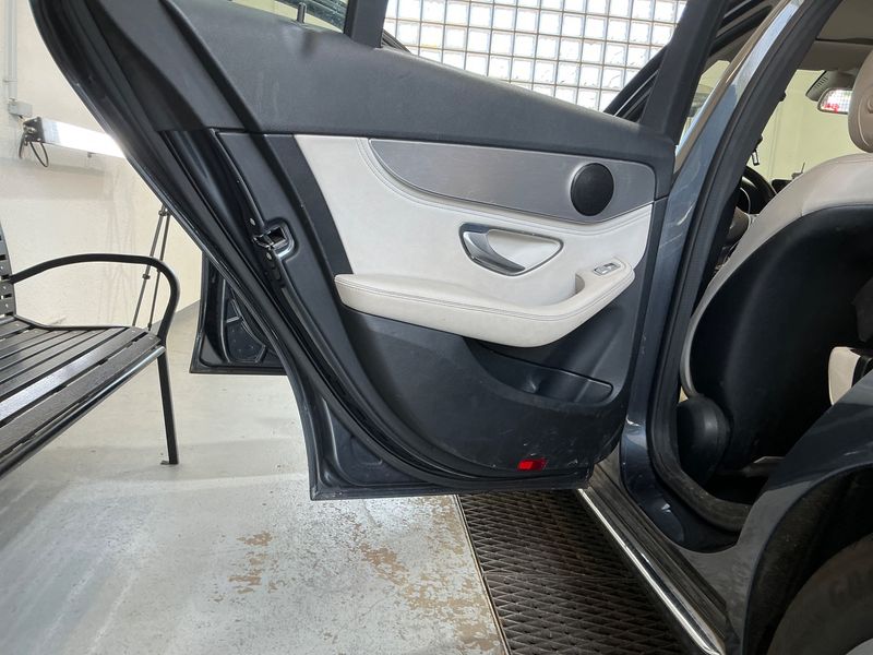 Mercedes-Benz C-Klasse C 220 d T BlueTEC Avantgarde 2015 – снимка 42