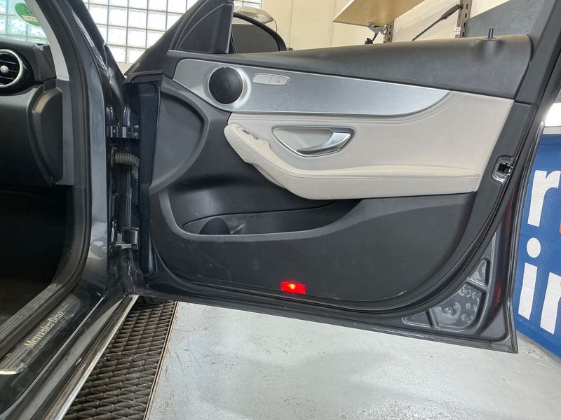 Mercedes-Benz C-Klasse C 220 d T BlueTEC Avantgarde 2015 – снимка 36