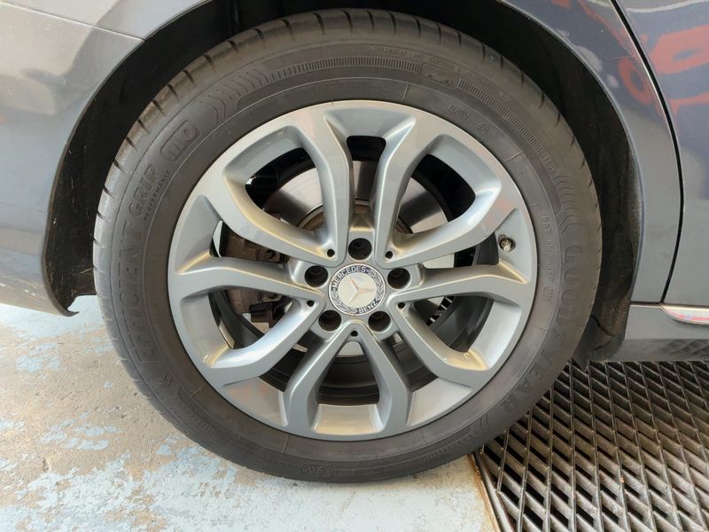 Mercedes-Benz C-Klasse C 220 d T BlueTEC Avantgarde 2015 – снимка 9