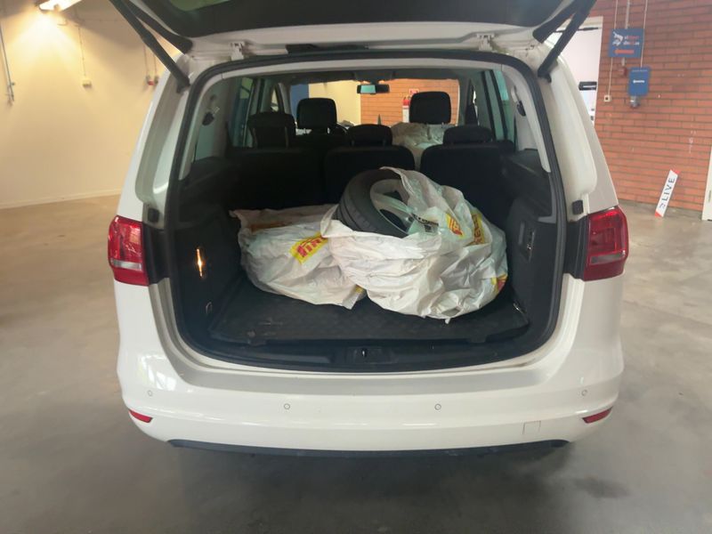 Volkswagen Sharan 2.0 TDI Comfortline BlueMotion Tech 2014 – снимка 16