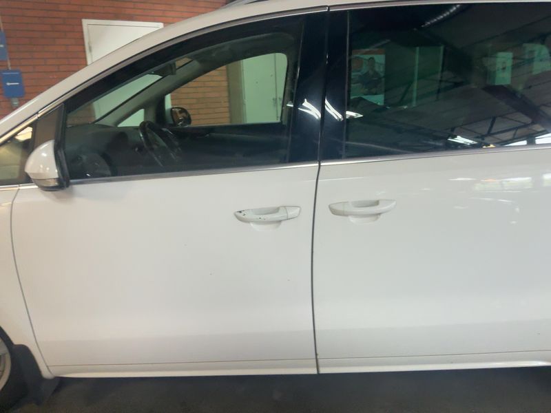 Volkswagen Sharan 2.0 TDI Comfortline BlueMotion Tech 2014 – снимка 4