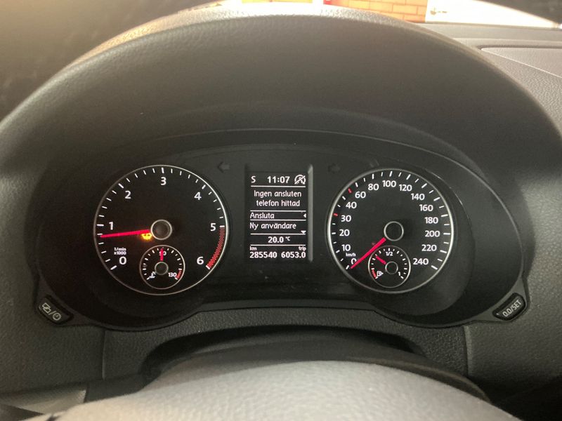 Volkswagen Sharan 2.0 TDI Comfortline BlueMotion Tech 2014 – снимка 19