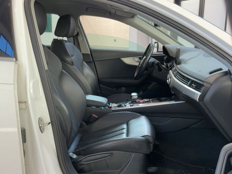 Audi A4 2.0 TDI Sport 2016 – снимка 16