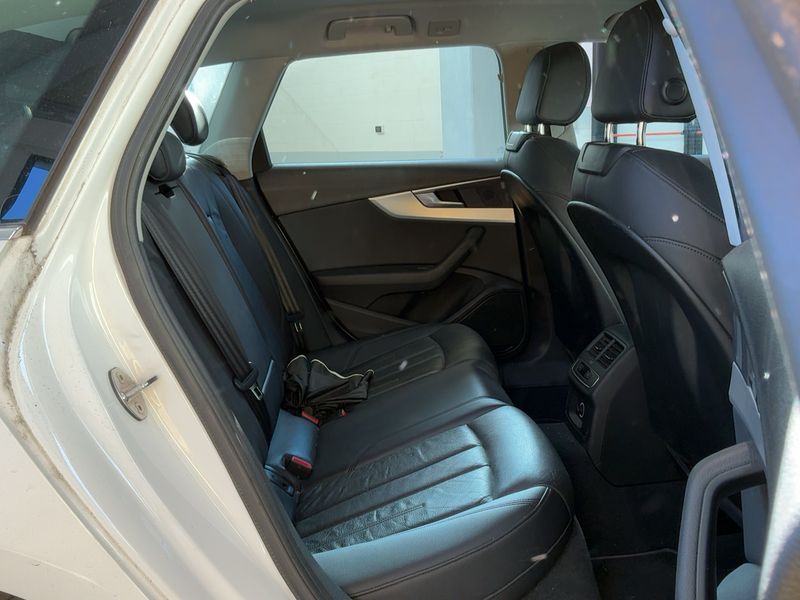 Audi A4 2.0 TDI Sport 2016 – снимка 19