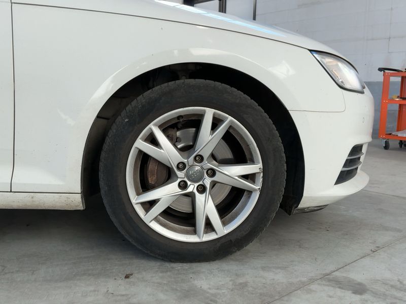 Audi A4 2.0 TDI Sport 2016 – снимка 11