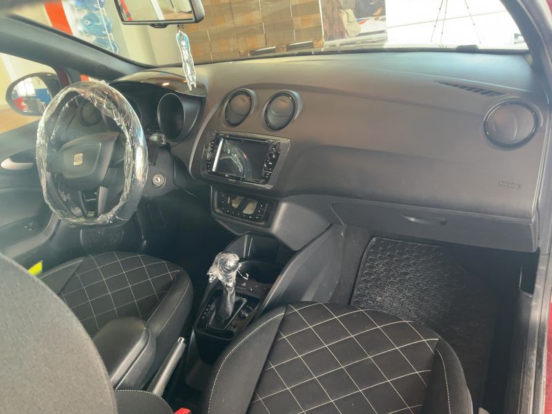 Seat Ibiza 1.4 TSI Cupra 2011 – снимка 18
