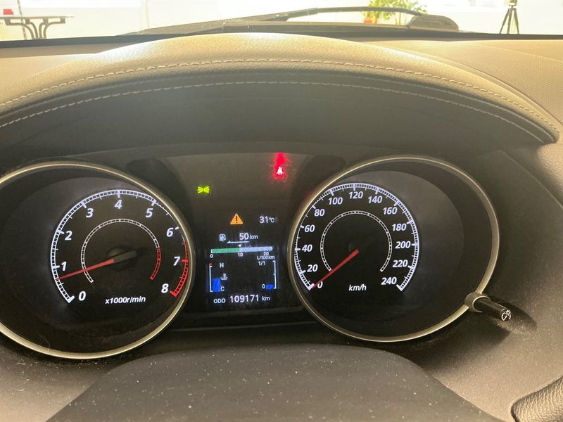 Mitsubishi Outlander 2.0 MIVEC Invite 2WD 2010 – снимка 19