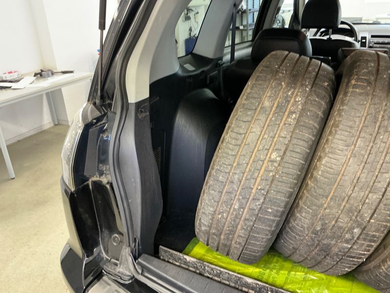 Mitsubishi Outlander 2.0 MIVEC Invite 2WD 2010 – снимка 26