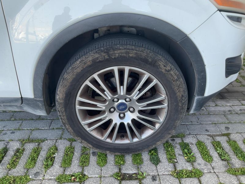 Ford Kuga 2.0 TDCi Titanium 2011 – снимка 11