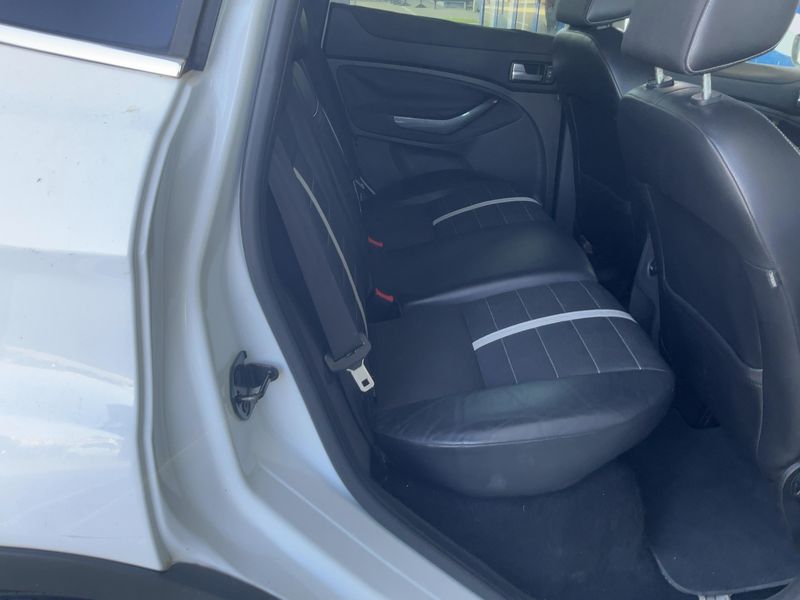 Ford Kuga 2.0 TDCi Titanium 2011 – снимка 19