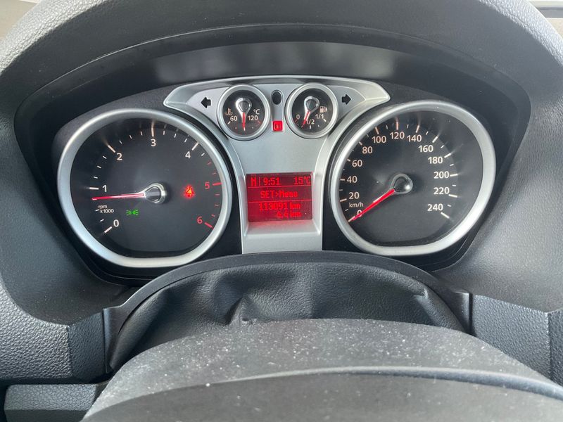 Ford Kuga 2.0 TDCi Titanium 2011 – снимка 18