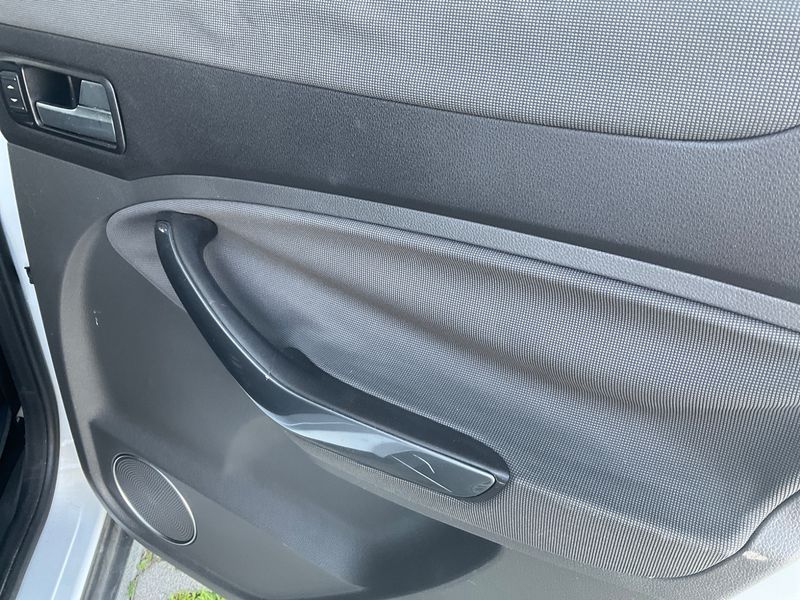 Ford Kuga 2.0 TDCi Titanium 2011 – снимка 25
