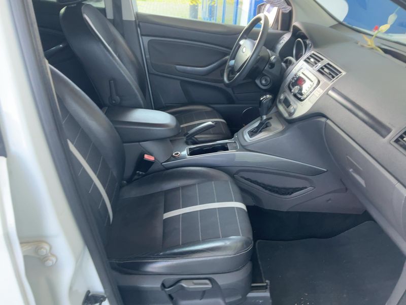Ford Kuga 2.0 TDCi Titanium 2011 – снимка 16