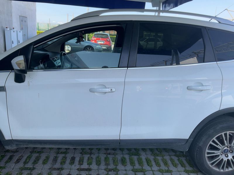 Ford Kuga 2.0 TDCi Titanium 2011 – снимка 4