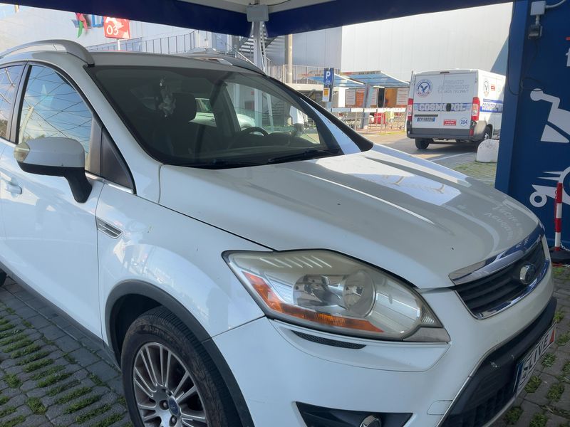 Ford Kuga 2.0 TDCi Titanium 2011 – снимка 12